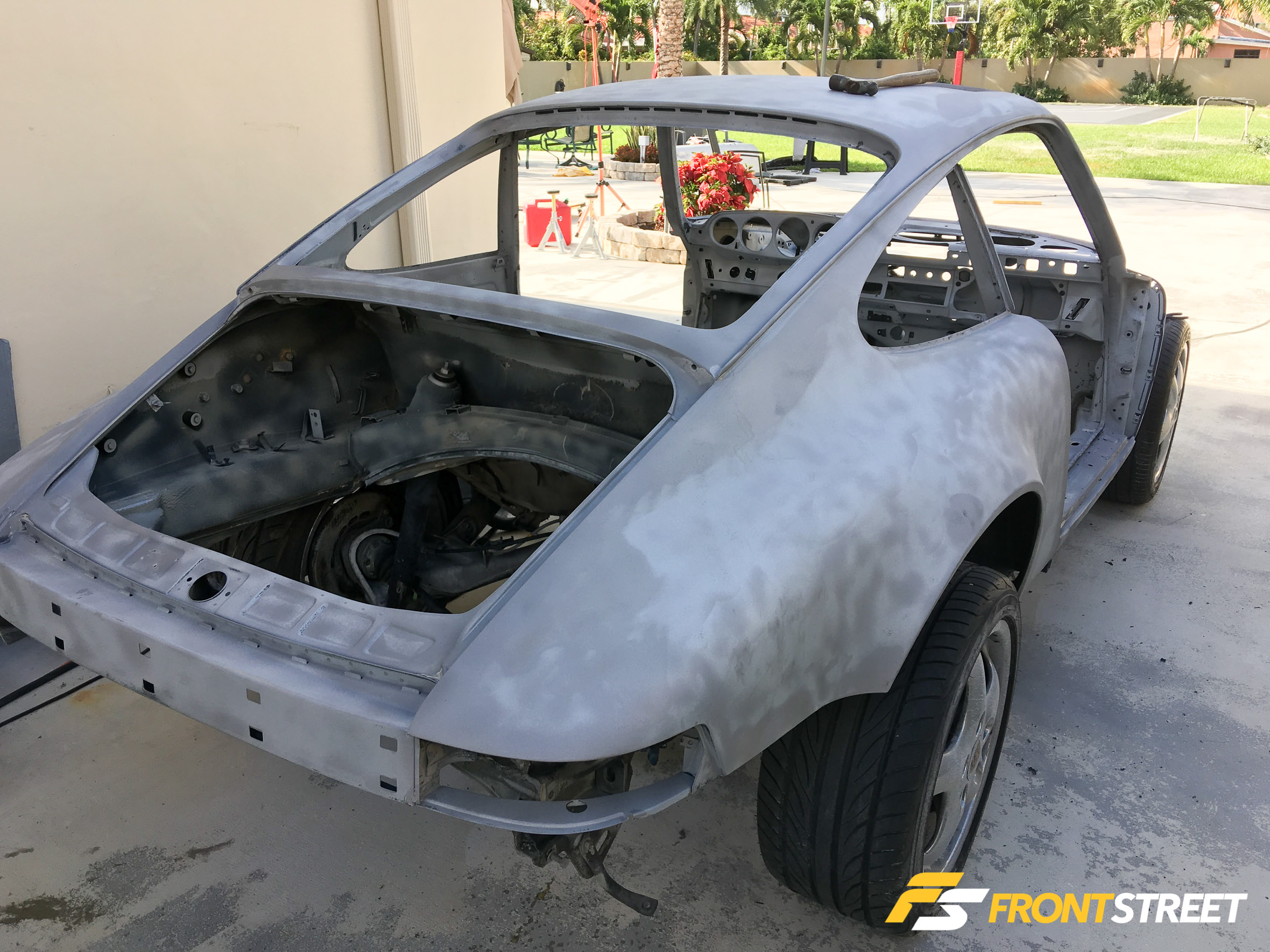 Why The World Needs More Of Alex Aguiar's Tinkered 1985 Porsche 911